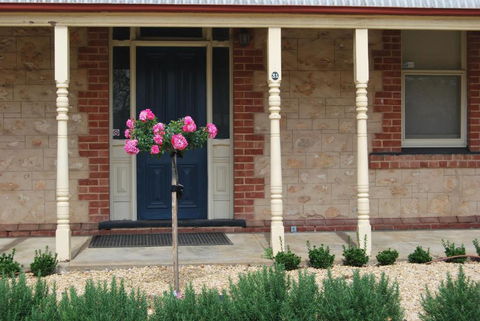 Jacaranda Cottage - Tourism Noosa 5