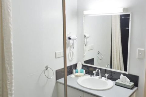 Motel Le Grande - Tourism Noosa 5