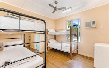 Civic Guest House - Tourism Noosa 2