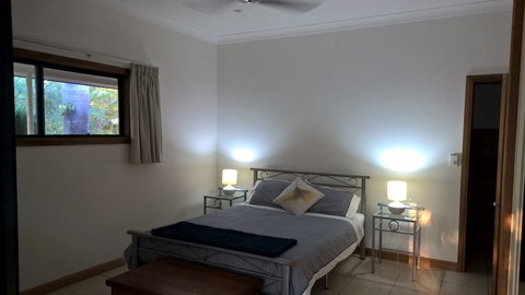 Magnetic Island Bed And Breakfast - Tourism Noosa 1