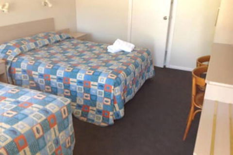 Gabriel Motor Inn - Tourism Noosa 7