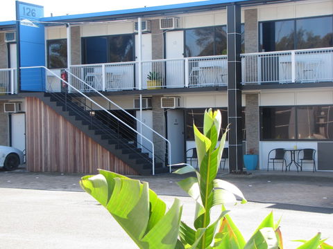 Top Of The Town Motel Narooma - Tourism Noosa 2