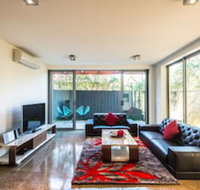 Orange Serviced Apartment - Tourism Noosa