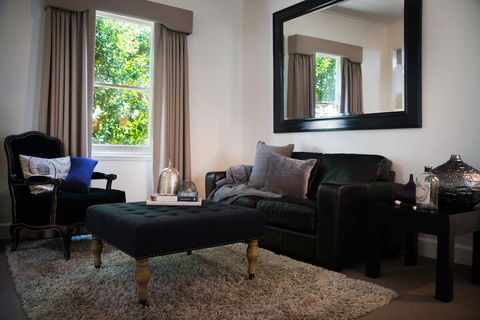 Spa Villas On Main - Tourism Noosa 2