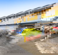 Meadow Inn Hotel-Motel - Tourism Noosa