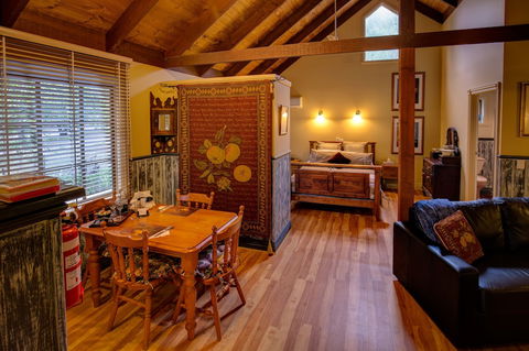 Trawool Cottages & Farmstay - Tourism Noosa 1