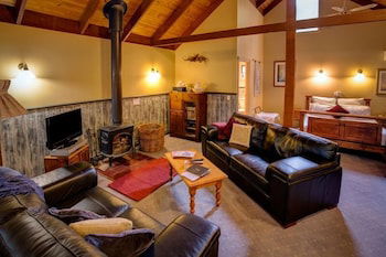 Trawool Cottages & Farmstay - Tourism Noosa 2