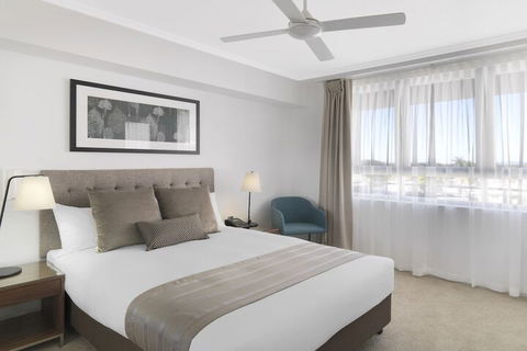 Oaks Mackay Carlyle Suites - Tourism Noosa 4