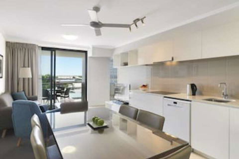 Oaks Mackay Carlyle Suites - Tourism Noosa 0