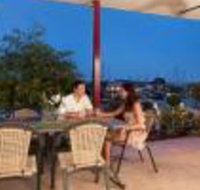 La Marina Waterfront Villa - Tourism Noosa