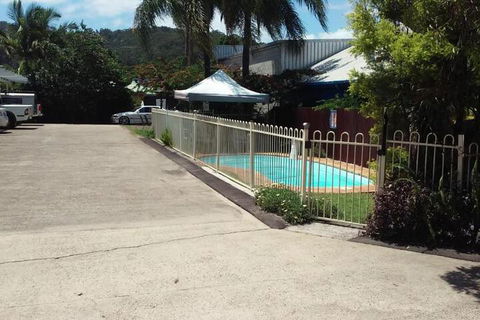 Nambour Central Motel - Tourism Noosa 2
