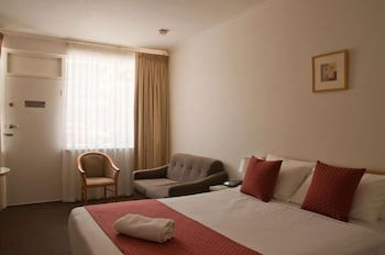 Taft Motor Inn - Tourism Noosa 4