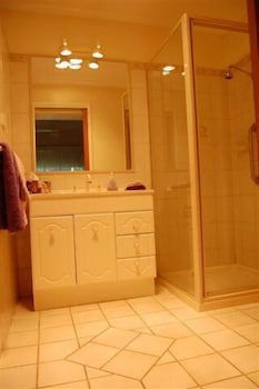 Aarinda Holiday Apartments - Tourism Noosa 2