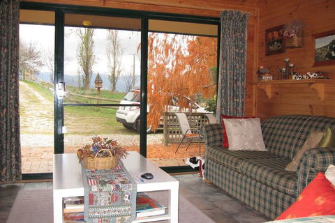 Edelweiss Cottage B&B - Tourism Noosa 4