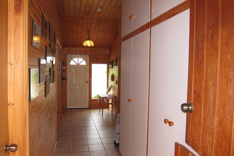 Edelweiss Cottage B&B - Tourism Noosa 3