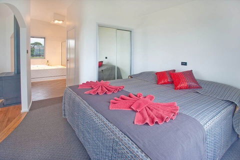 SURFBEACH HOLIDAY PARK - Tourism Noosa 1