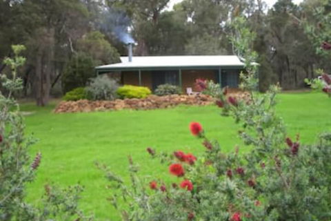 Woody Grange Chalets - Tourism Noosa 0