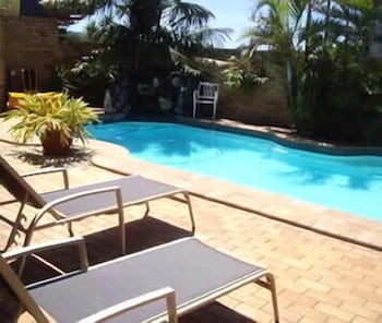 Beach Motel Woolgoolga - Tourism Noosa 0