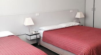 Beach Motel Woolgoolga - Tourism Noosa 5