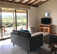 Chandlers Smiths Beach Villas - Tourism Noosa