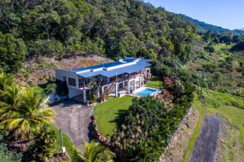 Jade Ridge - Tourism Noosa 3