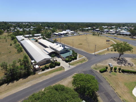 The Jolly Swagman Motor Inn - Tourism Noosa 0