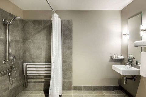 Ibis Mackay - Tourism Noosa 5