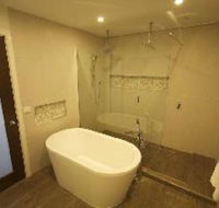 Mayfair Serviced Apartments - Tourism Noosa