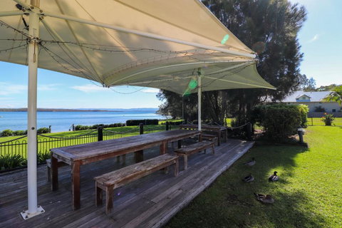 Dollarbird Treetops Townhouse - Tourism Noosa 5