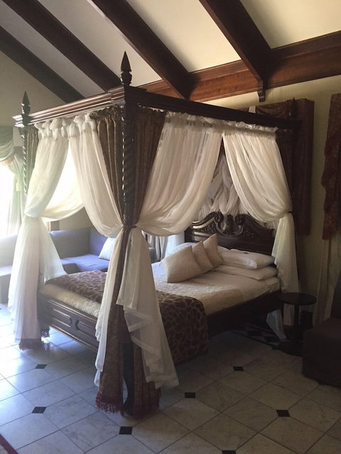 Manor Estate - Tourism Noosa 6