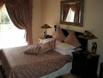 Manor Estate - Tourism Noosa 3