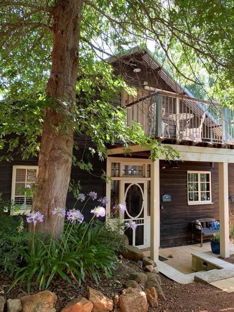 Oak Tree Barn Bridgetown - Tourism Noosa 6