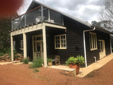Oak Tree Barn Bridgetown - Tourism Noosa 4