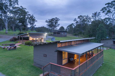 Barrington Riverside Cottages - Tourism Noosa 6