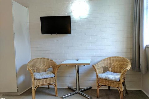 Lake Bolac Motel - Tourism Noosa 5