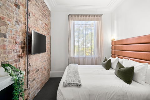 Grand Hotel Wyong - Tourism Noosa 3