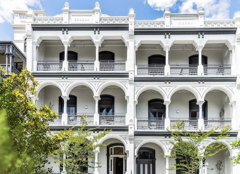 Hotel Challis Potts Point - Tourism Noosa 5
