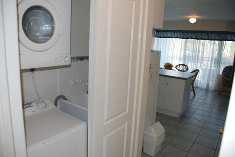 Jade Waters Holiday Apartments - Tourism Noosa 2