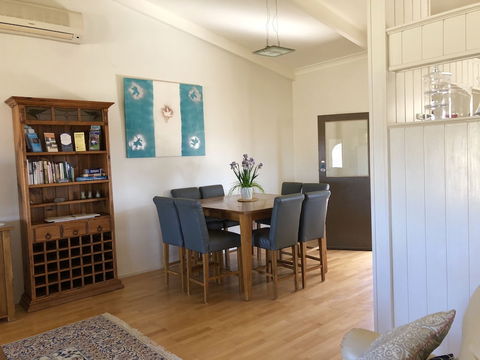 Dam It Getaway- Homestead - Tourism Noosa 1