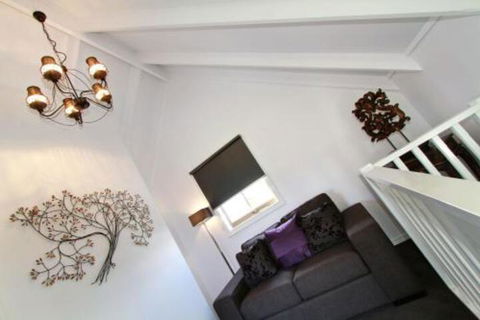 Creek Cottage Bed & Breakfast - Tourism Noosa 7