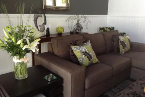 Creek Cottage Bed & Breakfast - Tourism Noosa 5