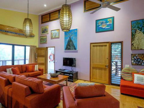 Five Bimba (Tractor House) - Tourism Noosa 4