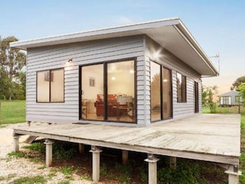 Arbuckle VIC Tourism Noosa