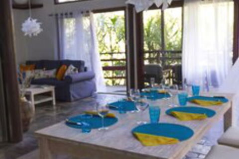 Garasu Lodge - Tourism Noosa 3