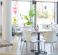 Mermaid Beach Tavern - Tourism Noosa