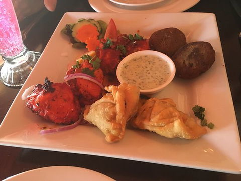 Arjuna Indian Restaurant - Tourism Noosa 0