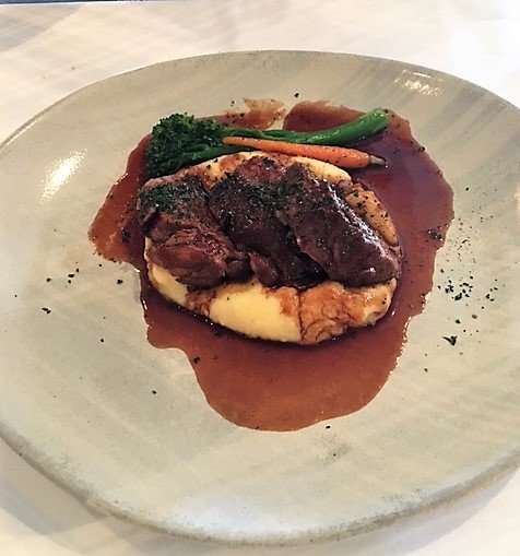 Chez Pierre - Tourism Noosa 4