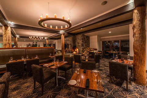 Highland Restaurant - Tourism Noosa 0