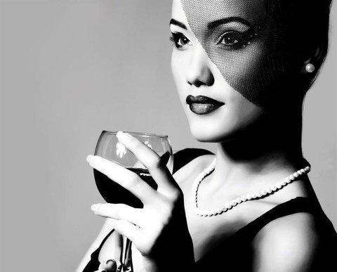 Oxley Hotel - Tourism Noosa 0