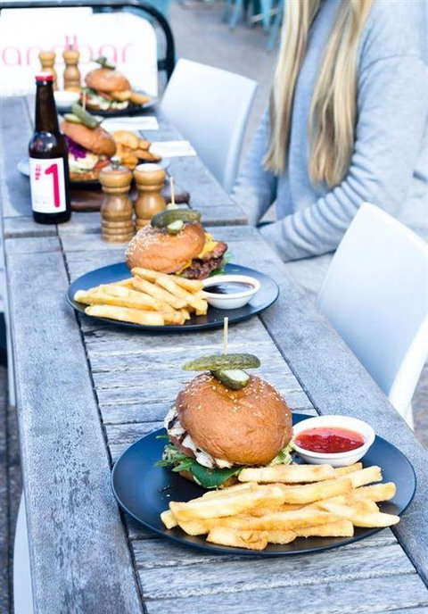 Sandbar - Tourism Noosa 16